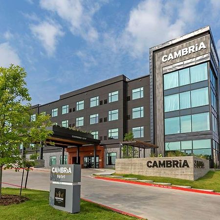 Cambria Hotel Austin Airport エクステリア 写真