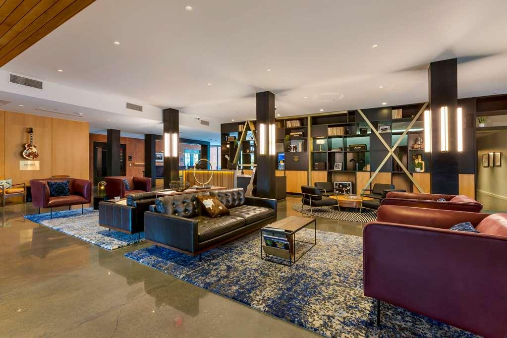 Cambria Hotel Austin Airport インテリア 写真