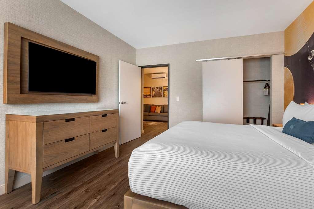 Cambria Hotel Austin Airport 部屋 写真