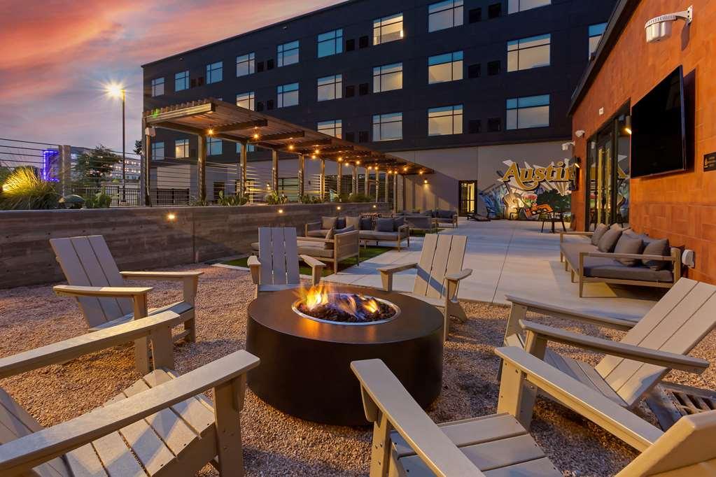 Cambria Hotel Austin Airport 設備 写真